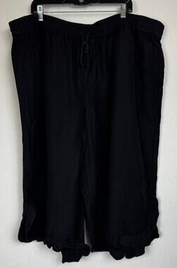 Lane Bryant Black Capri Pants Women's 26/28